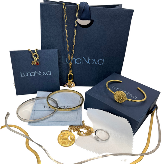 Gift Packaging - free on orders over £75 no code needed no need to add to checkout