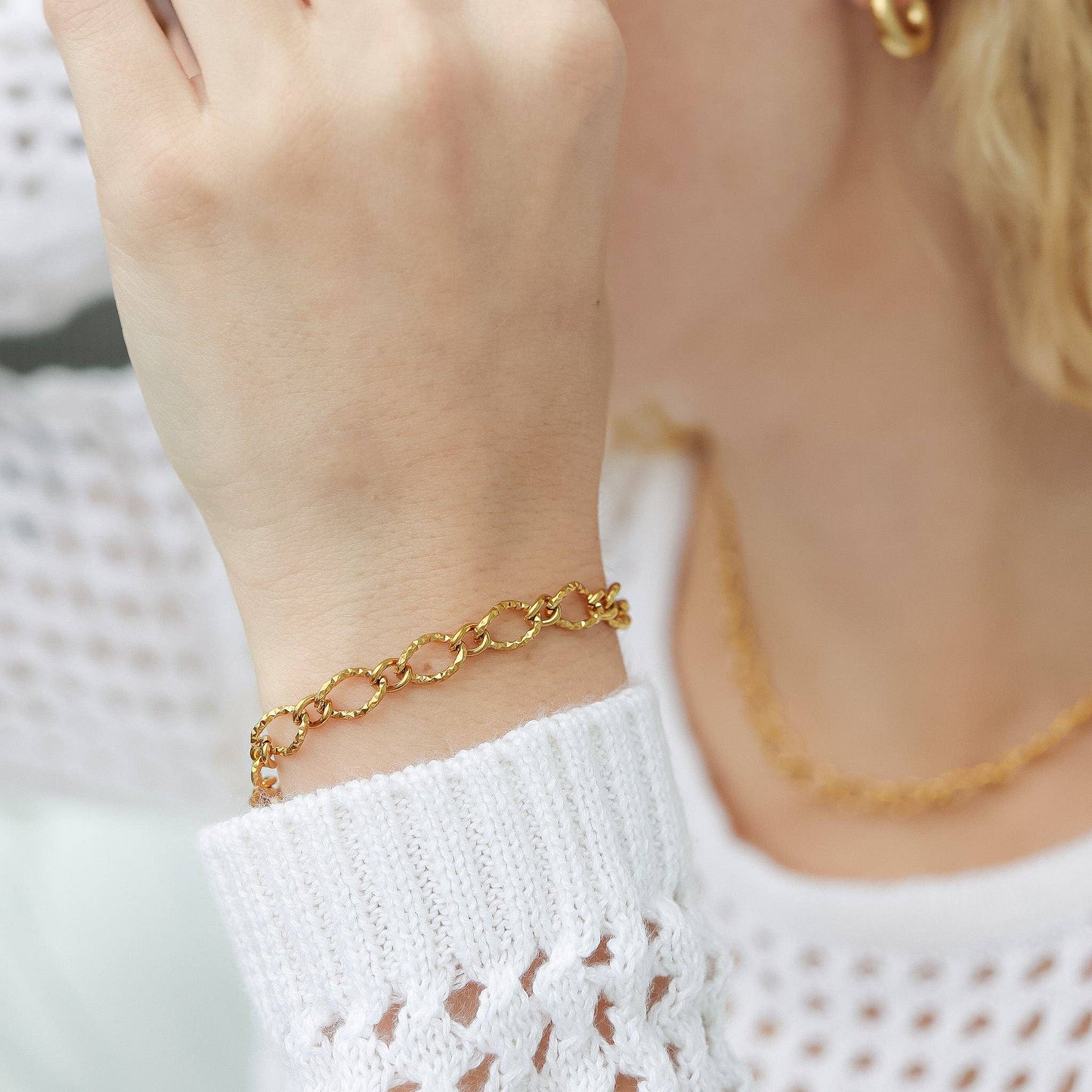 Hammered Oval Chain Bracelet Silver