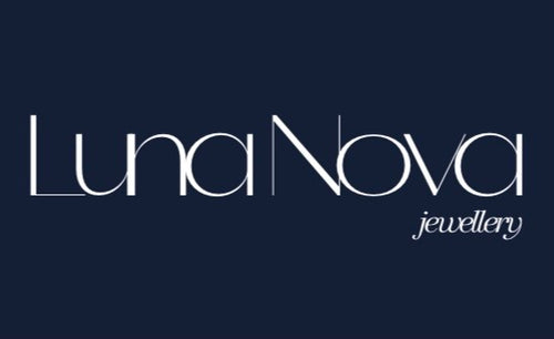 Luna Nova