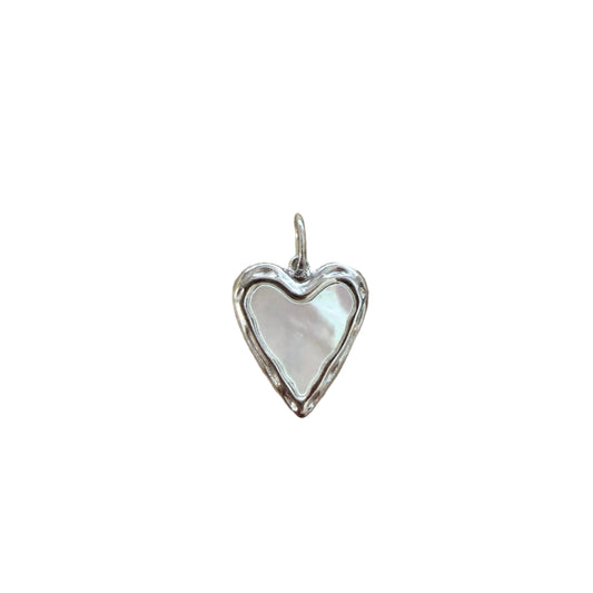 Heart charm in silver and mother of pearl